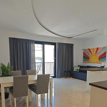 Апартаменти Luxury Garden View At Spinola Bay St Julians Saint Julian's Екстер'єр фото